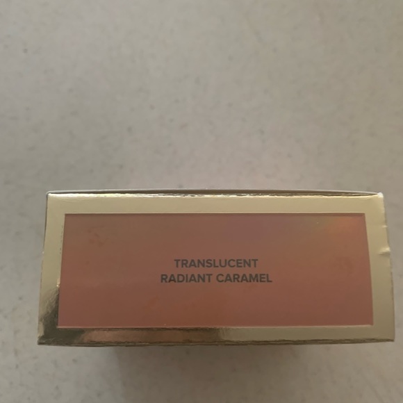 Too Faced Dew You Setting Powder - Picture 3 of 4